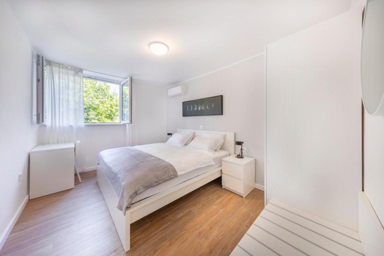 Apartment Fani With Free Private Parking Dubrovnik Exterior photo